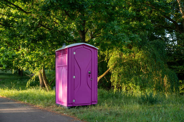 Portable Toilet Options We Offer in Dalzell, SC
